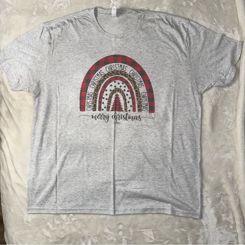 Christmas Cheetah Print Rainbow Tee